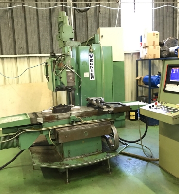 Fraiseuse Vernier DB 420 NC