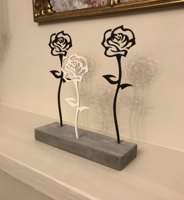 Rose de la saint valentin en aluminium