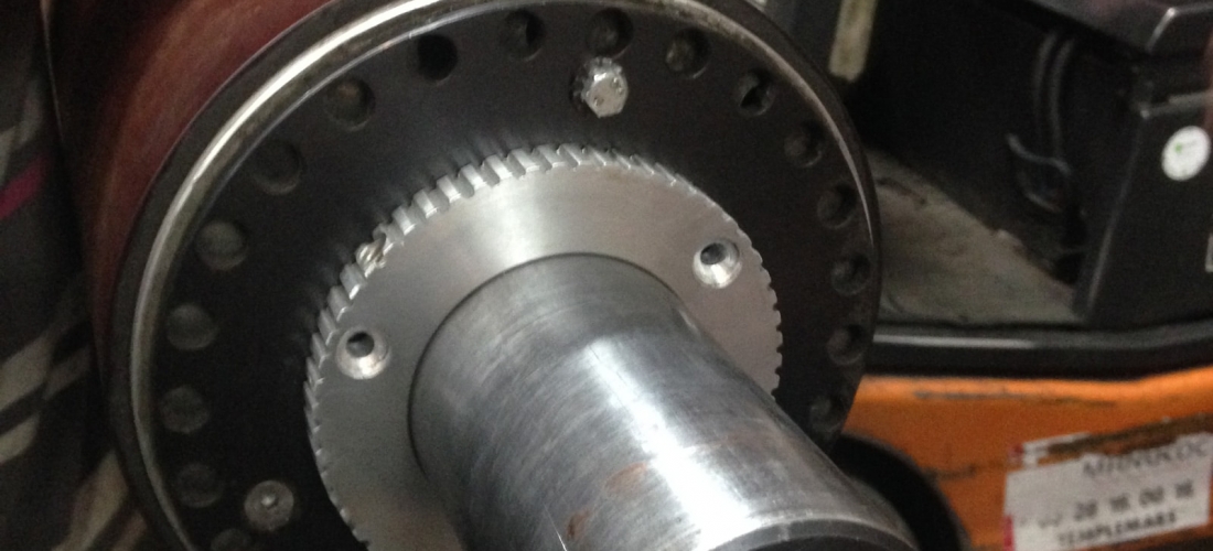 Fabrication et mise en place d’un pignon en aluminium